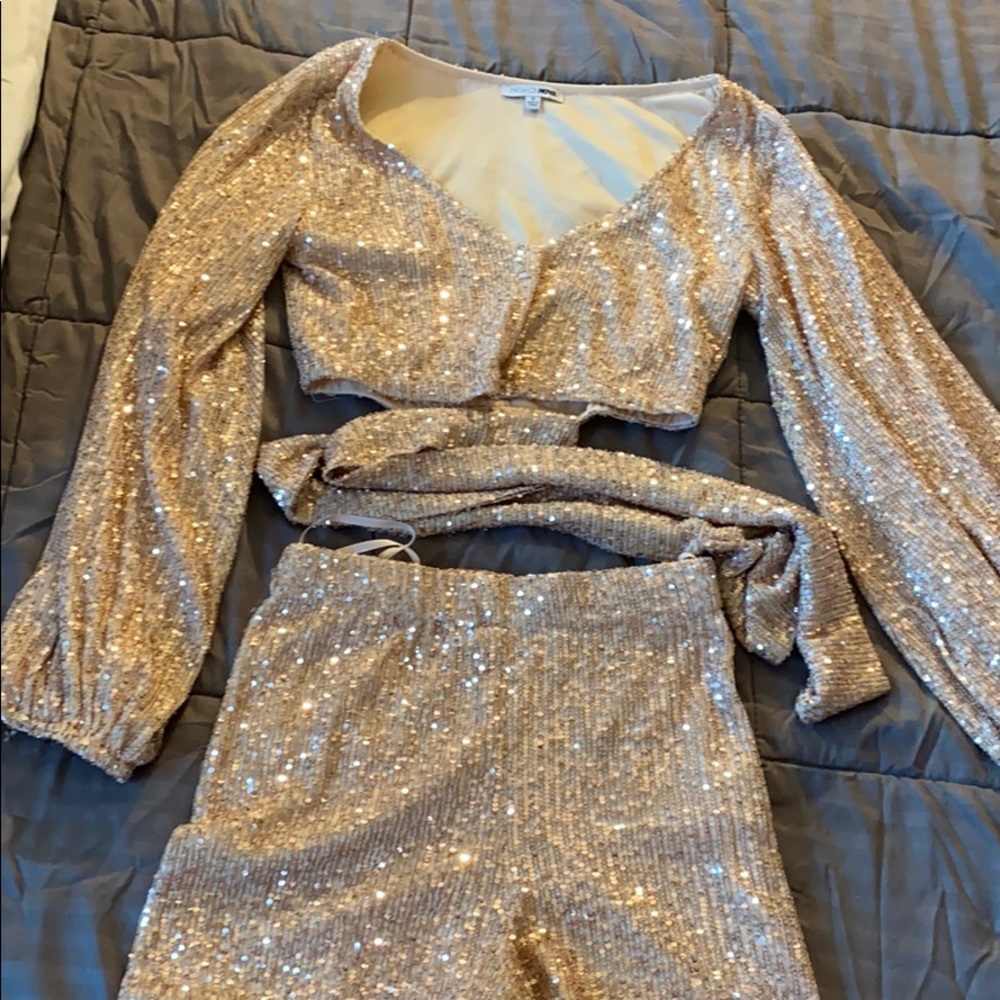Rose gold Sequence set